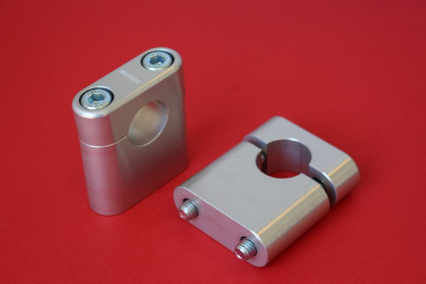 Motacc Motorrad Lenker Erhöhung Klemmböcke Lenkerböcke eckig gerade Höhe 40mm für 22mm Standardlenke